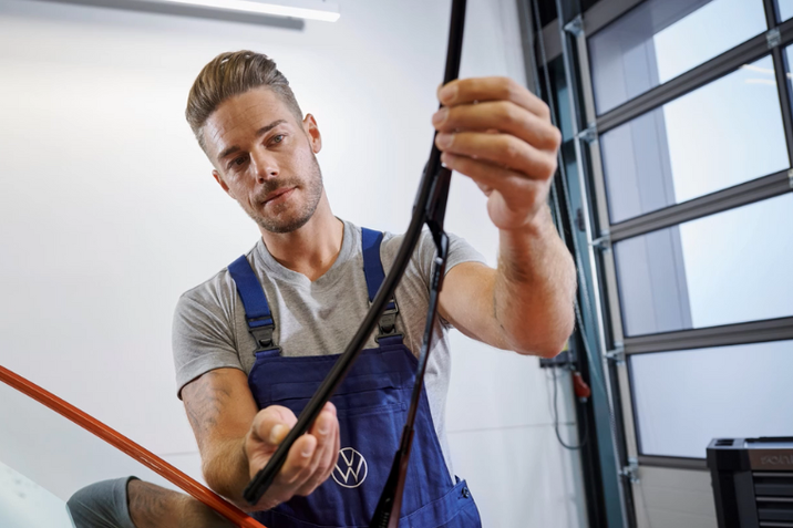 Schimbă la timp ștergătoarele! | Volkswagen